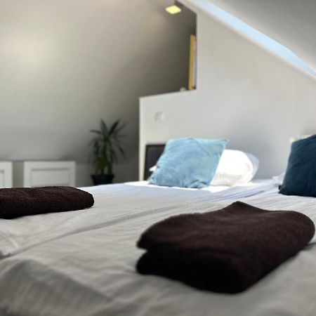 Near To The Beach & City Centre Apartment Jagiellonska Колобжег Екстериор снимка