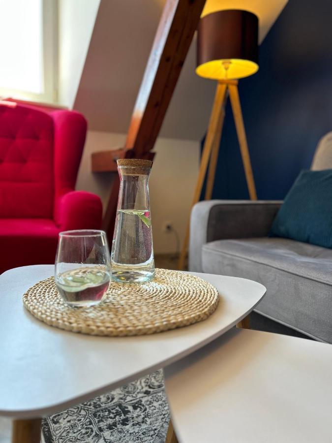 Near To The Beach & City Centre Apartment Jagiellonska Колобжег Екстериор снимка