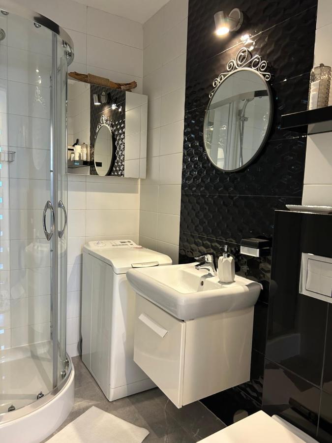 Near To The Beach & City Centre Apartment Jagiellonska Колобжег Екстериор снимка
